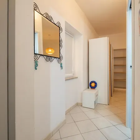 Appartement In The Center Of Calasetta, Ac, By Guestaly *
